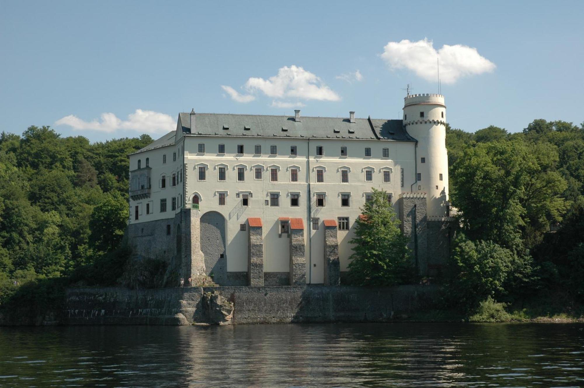 Resort Hotel Zvikov Zvíkovské Podhradí Buitenkant foto