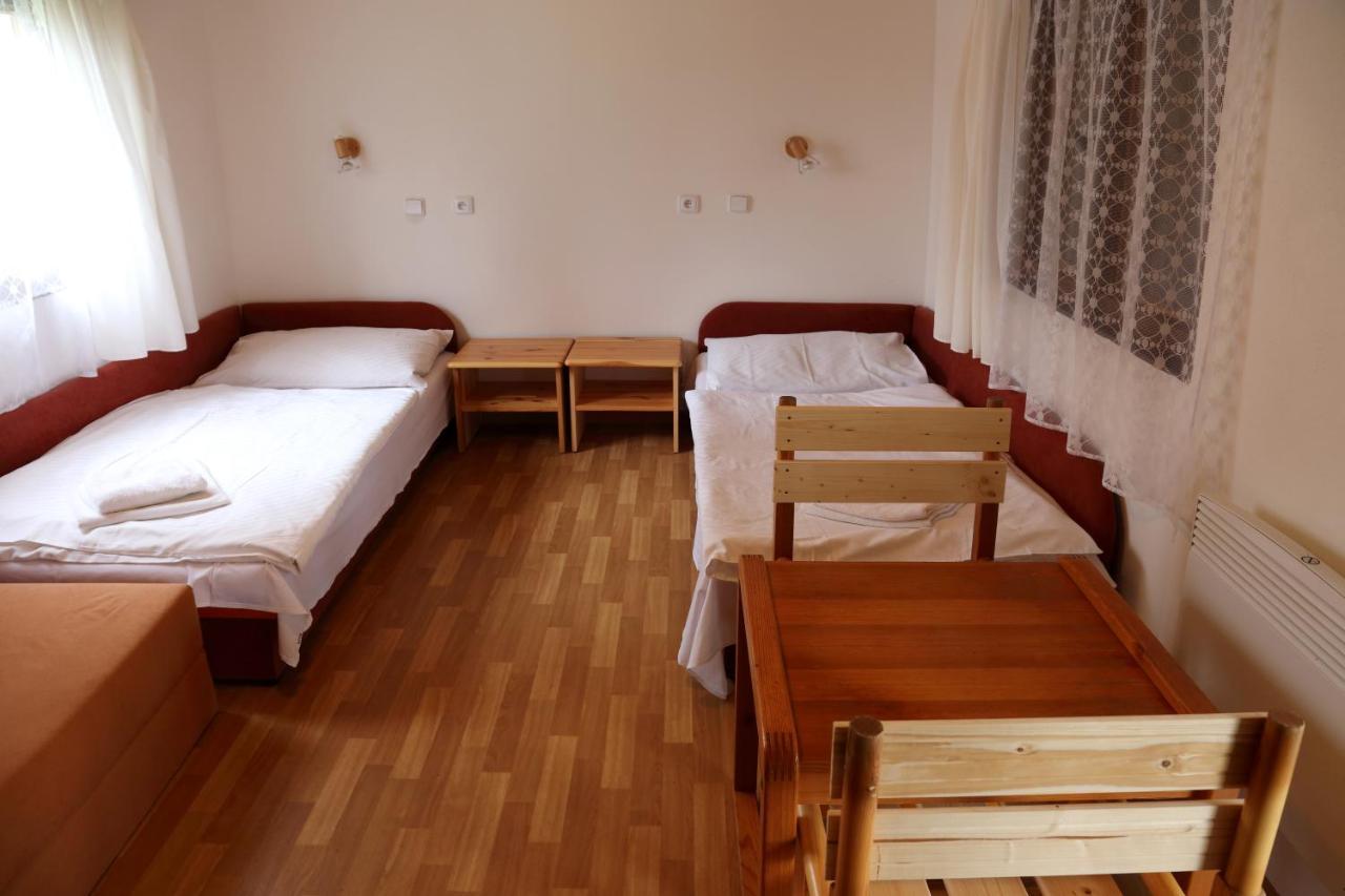 Resort Hotel Zvikov Zvíkovské Podhradí Buitenkant foto