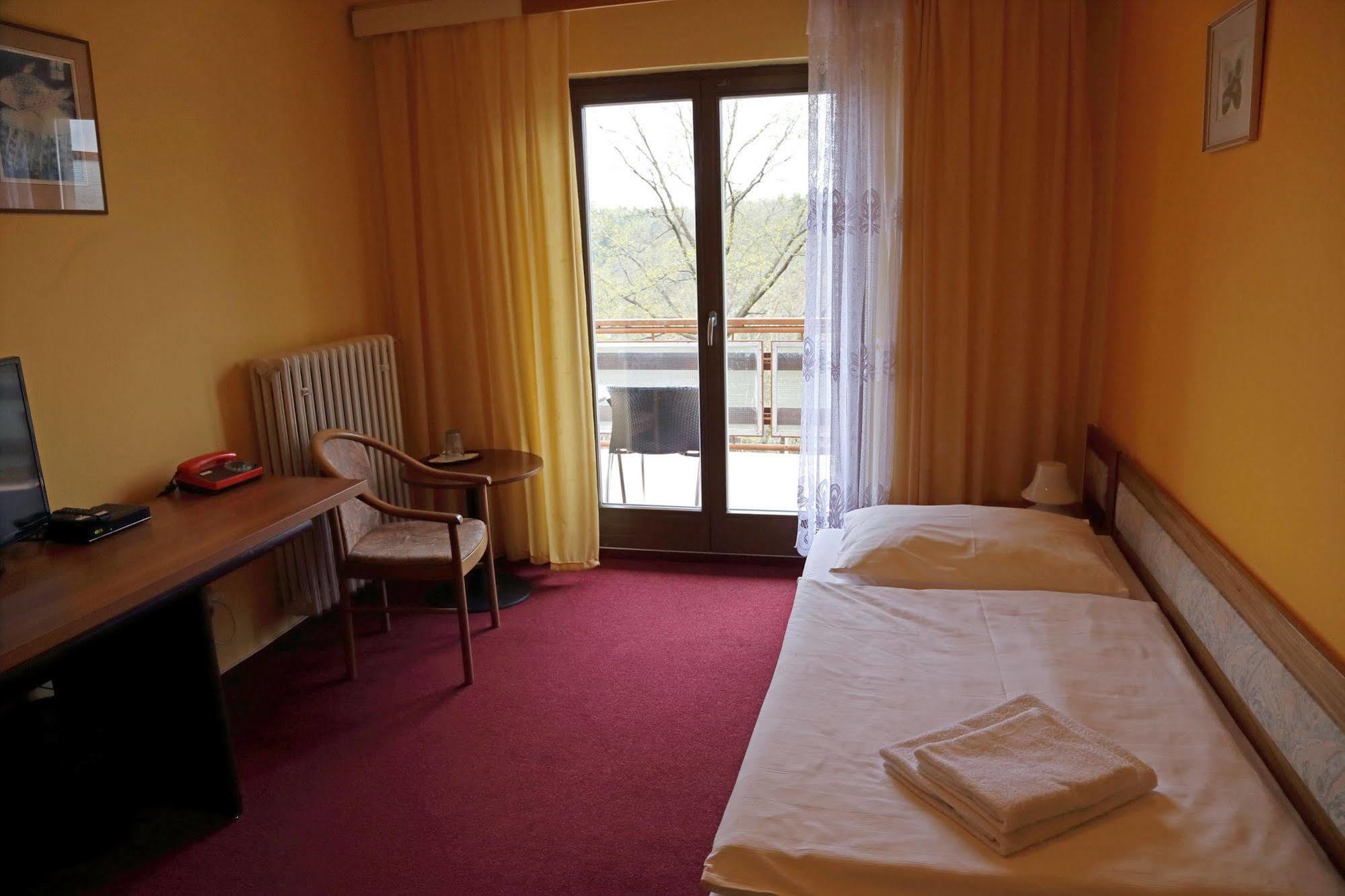 Resort Hotel Zvikov Zvíkovské Podhradí Buitenkant foto