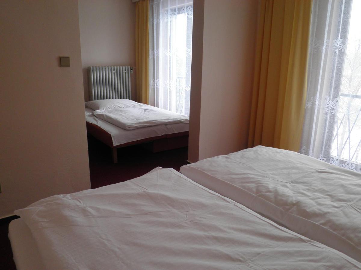 Resort Hotel Zvikov Zvíkovské Podhradí Buitenkant foto